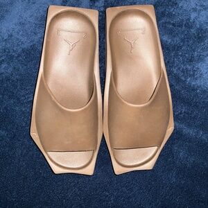 Jordan Hex slides